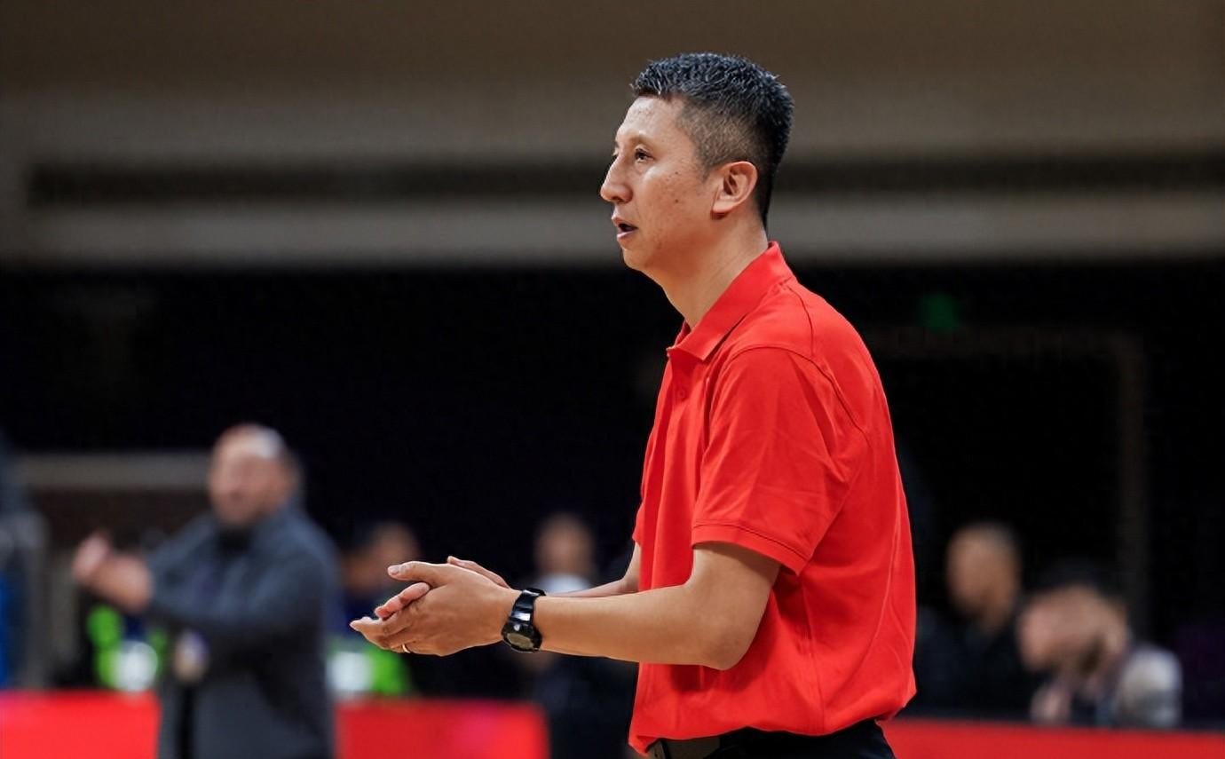 包含球员们在场上奋勇拼搏,全力以赴争夺胜利!的词条 包含球员们在场上奋勇拼搏,全力以赴争夺胜利!的词条