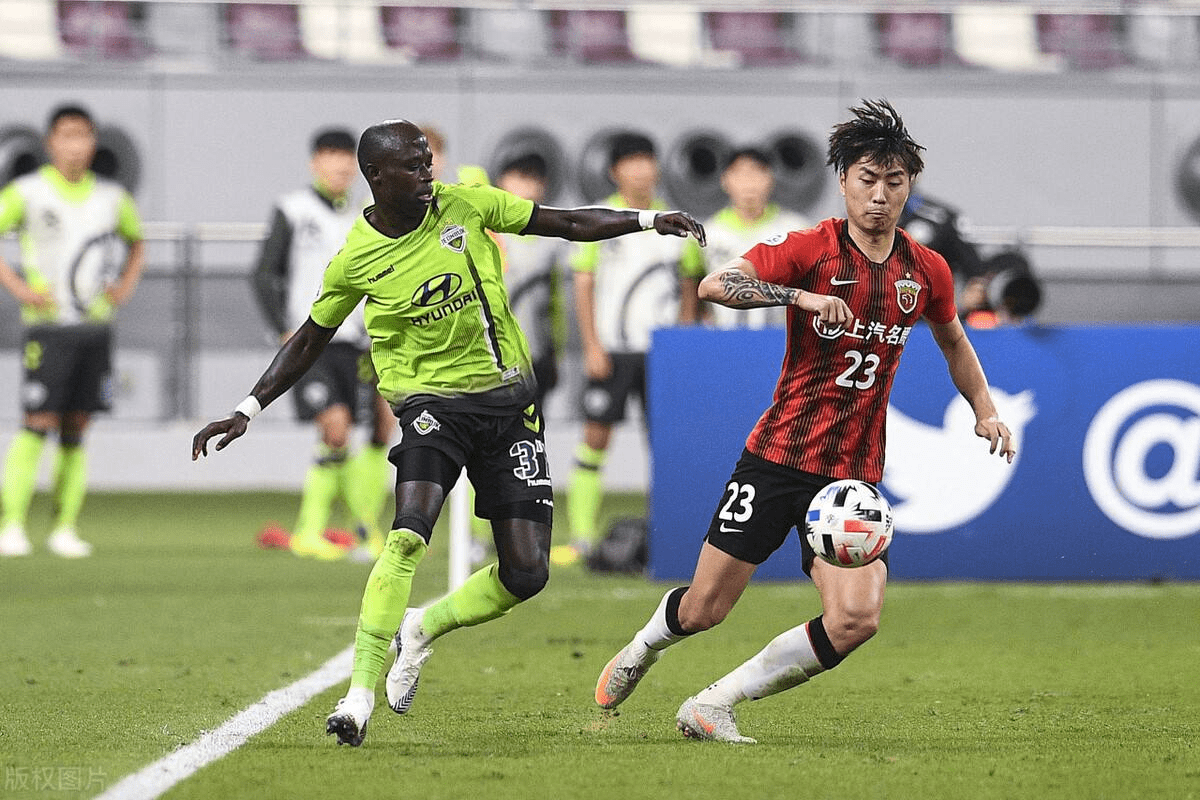 冰岛队不负众望，坚守阵地取得胜利的简单介绍