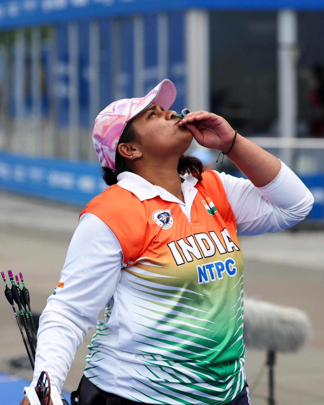 泰国选手成功夺得女子射箭冠军的简单介绍