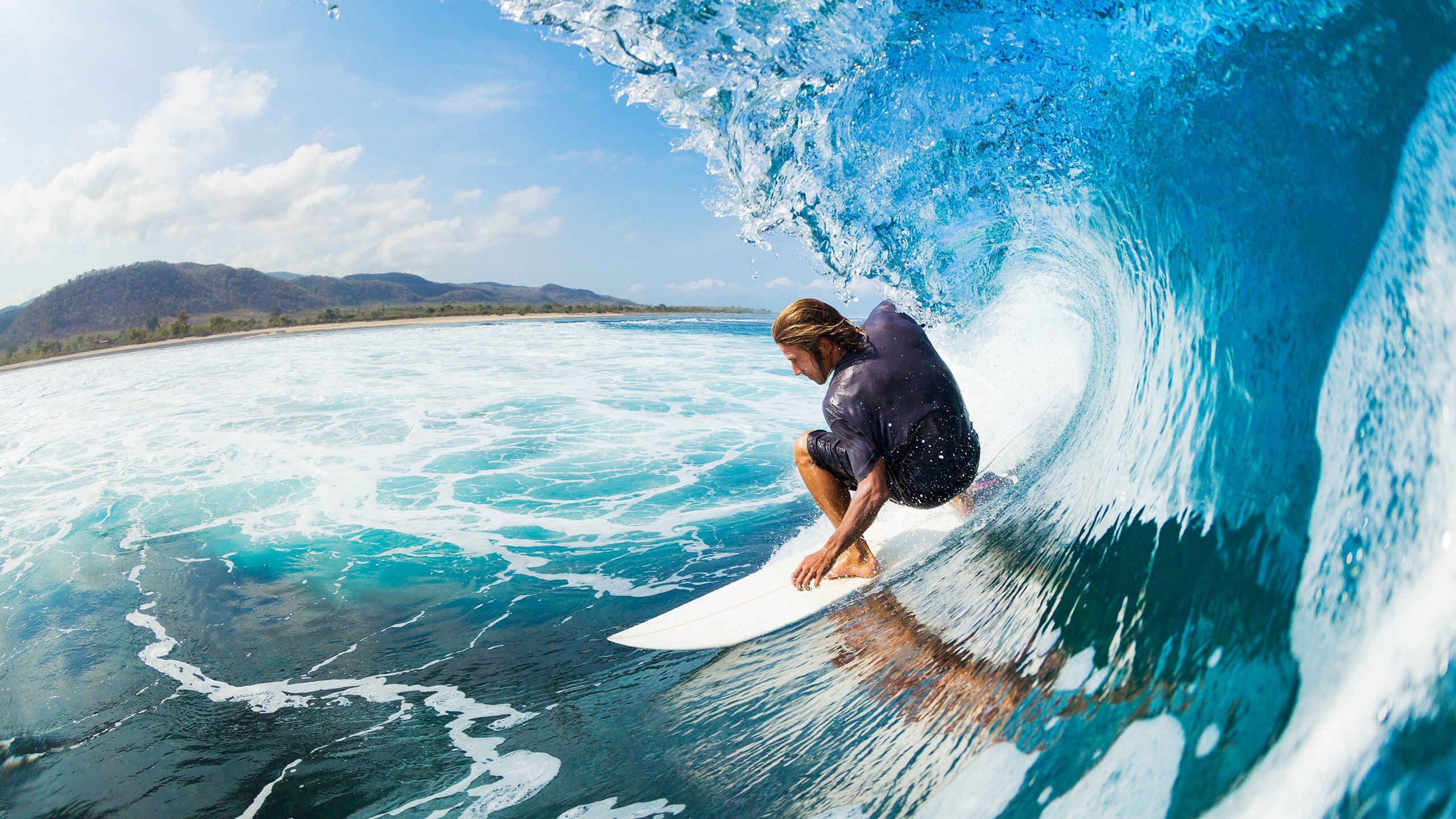 戈麦斯一锤定音，玻利维亚在年度焦点之战中击败丹麦，书写南美足球新篇章