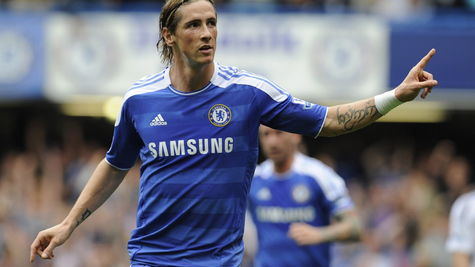 开云体育-伊萨克统治全场，当北欧风暴席卷哥斯达黎加与葡萄牙的绿茵战场